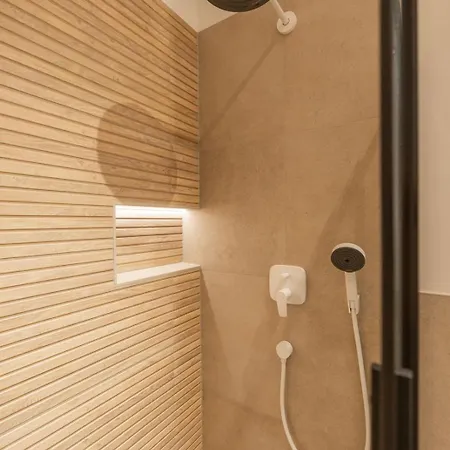 Reethus 22 Loft 5 *